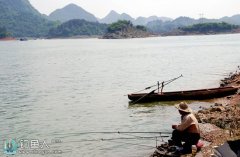 夏季江河钓涨水鱼的四个技巧